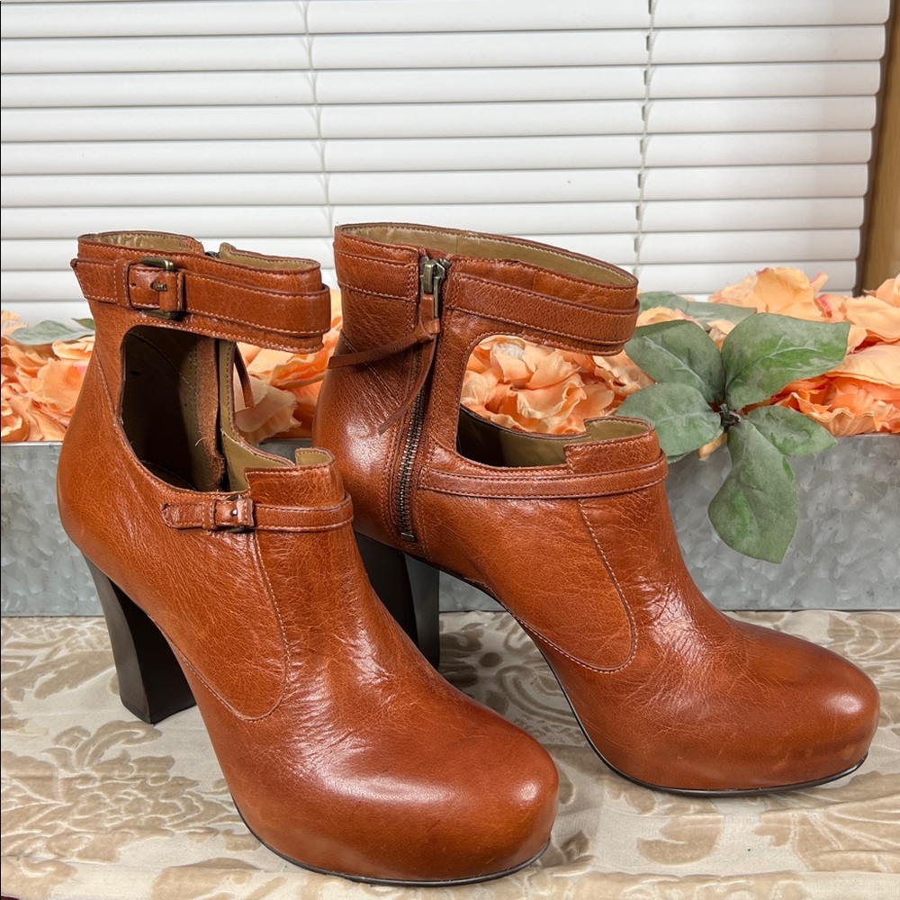 Anthropologie Size 10 SCHULER & SONS Steeplechase Bootie LIKE NEW! - Picture 2 of 14